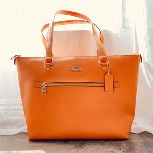 Coach Gallery Tote 🍊 Special Edition